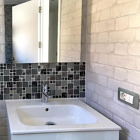 La Caleta Penthouse Адехе