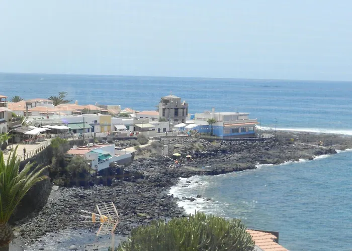 Апартаменты La Caleta Penthouse Адехе