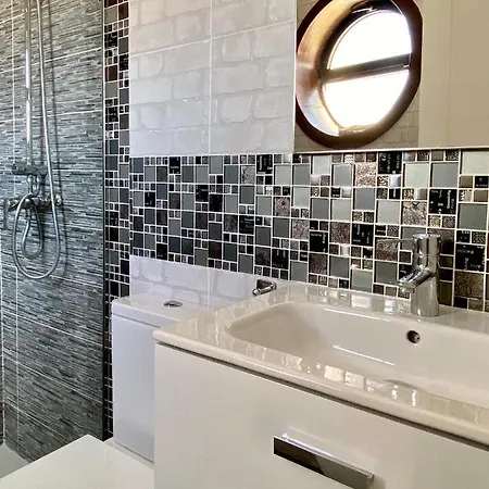 La Caleta Penthouse *