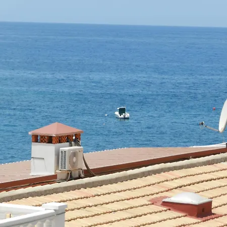 Daire La Caleta Penthouse *