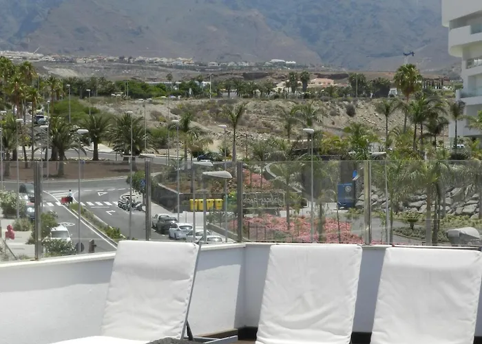 La Caleta Penthouse 아데제